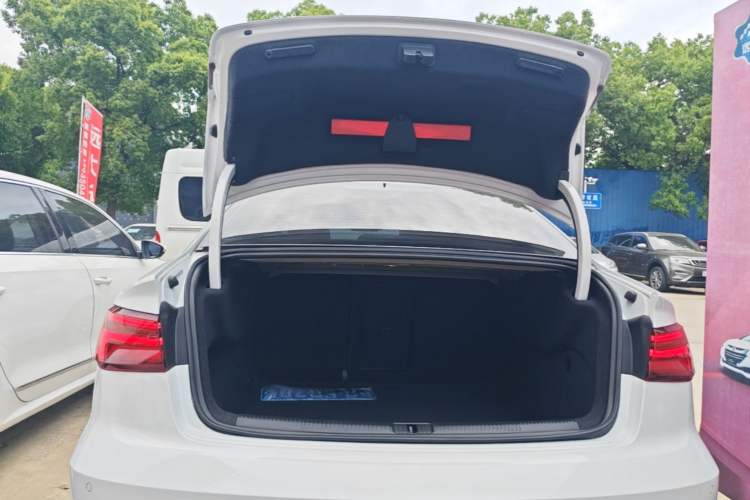 Used Audi A3 2019 Limousine 35 TFSI Ambition China V Trunk