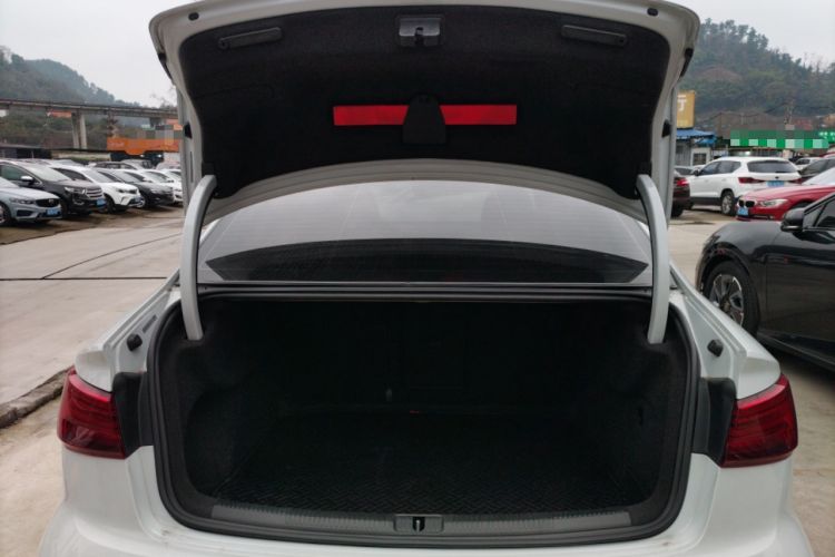 Used Audi A3 2019 Limousine 35 TFSI Fashion Edition China VI Emission Standard Trunk