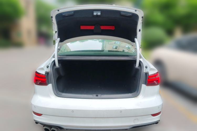 Used Audi A3 2019 Limousine 35 TFSI Fashion Edition China V standard Trunk