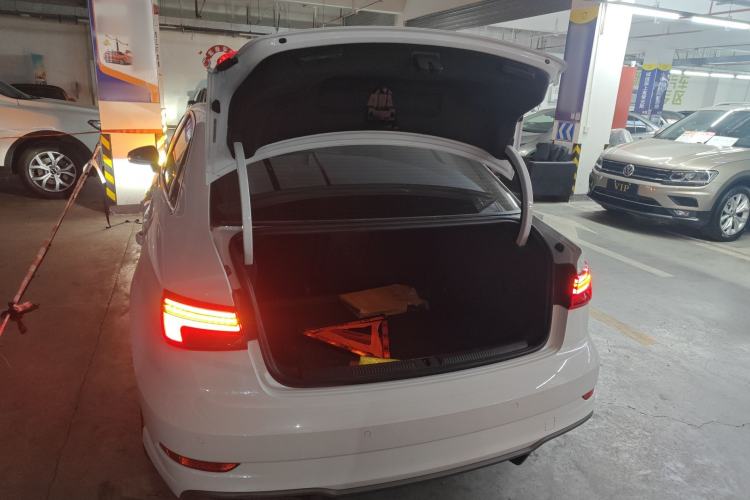 Used Audi A3 2019 Limousine 35 TFSI Fashion Edition China VI Emission Standard Trunk