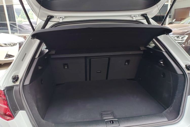 Used Audi A3 2019 Sportback 35 TFSI Ambition China VI Trunk