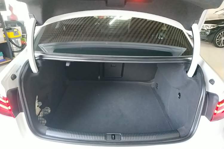 Used Audi A3 2019 Limousine 35 TFSI Style Version China V Emission Standard Trunk