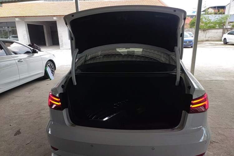 Used Audi A3 2019 Limousine 35 TFSI Ambition China V Trunk