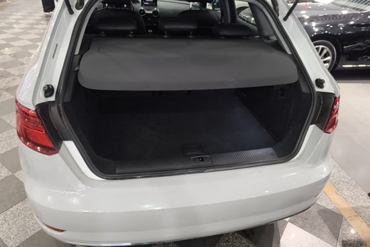 Used Audi A3 2019 Sportback 35 TFSI Ambition China VI Trunk