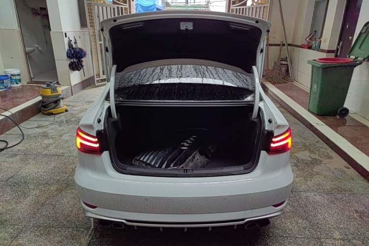 Used Audi A3 2019 Limousine 35 TFSI Ambition China V Trunk