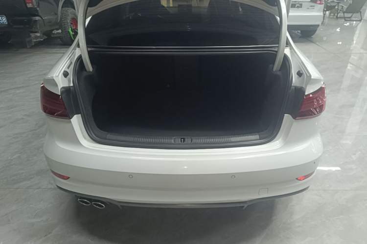 Used Audi A3 2019 Limousine 35 TFSI Fashion Edition China V standard Trunk