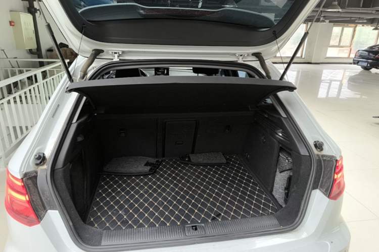Used Audi A3 2019 Sportback 35 TFSI Fashion Edition China V Trunk
