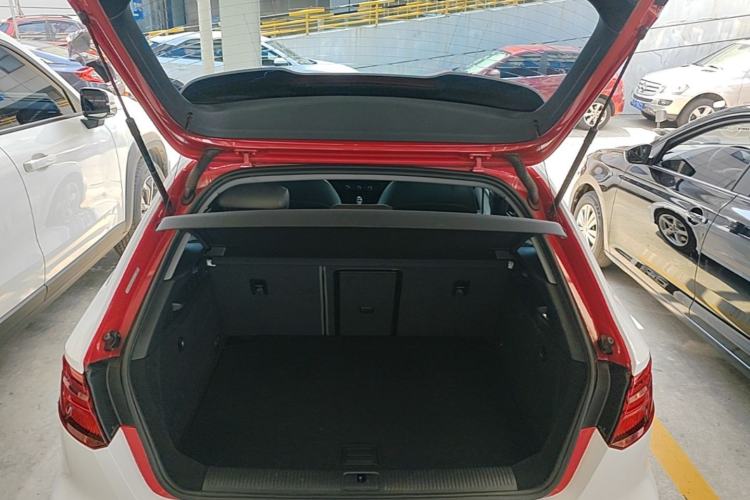 Used Audi A3 2019 Sportback 35 TFSI Fashion Edition China VI Emission Standard Trunk