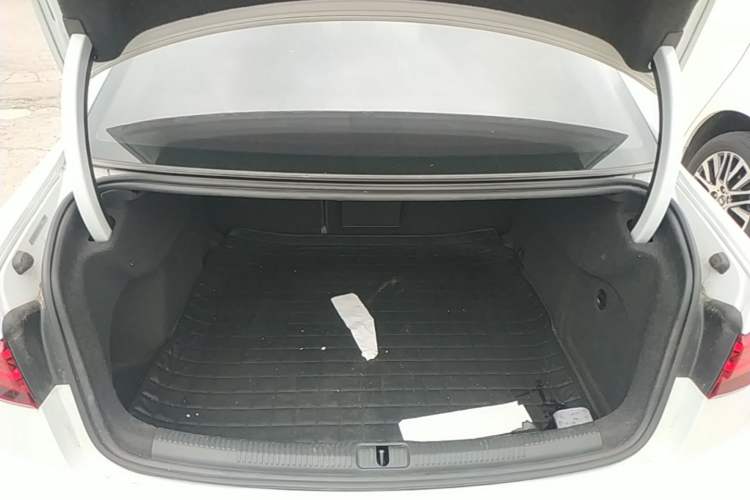 Used Audi A3 2019 Limousine 35 TFSI Ambition China VI Trunk