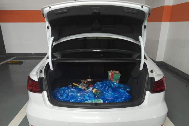 Used Audi A3 2019 Limousine 35 TFSI Ambition China VI Trunk