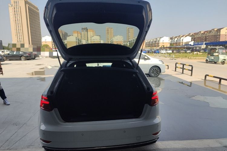Used Audi A3 2019 Sportback 35 TFSI Ambition China VI Trunk