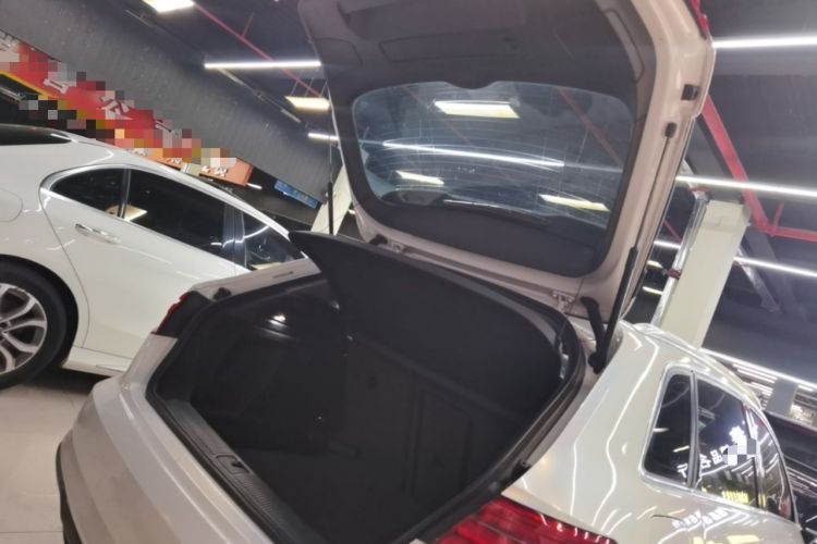 Used Audi A3 2019 Sportback 35 TFSI Sporty Version China VI Trunk