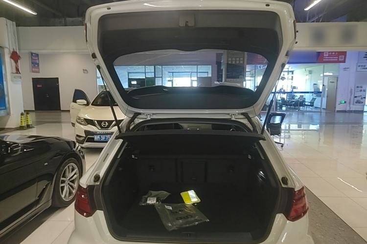 Used Audi A3 2019 Sportback 35 TFSI Fashion Edition China VI Emission Standard Trunk