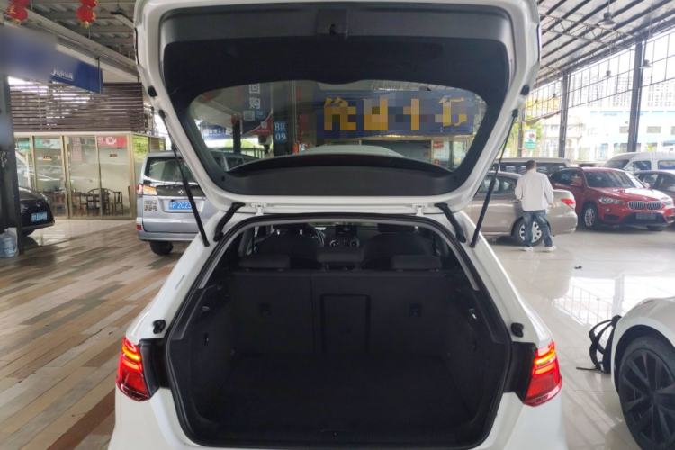 Used Audi A3 2019 Sportback 35 TFSI Ambition China VI Trunk