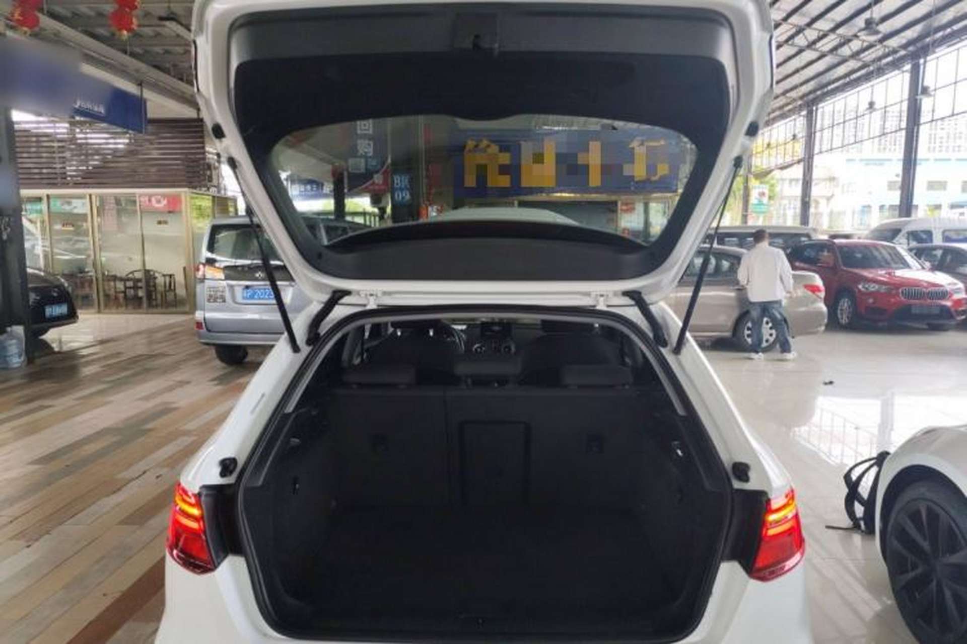 Used Audi A3 2019 Sportback 35 TFSI Ambition China VI Trunk