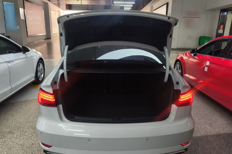 Used Audi A3 2019 Limousine 35 TFSI Ambition China V Trunk