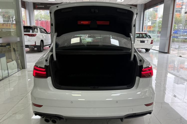 Used Audi A3 2019 Limousine 35 TFSI Fashion Edition China VI Emission Standard Trunk