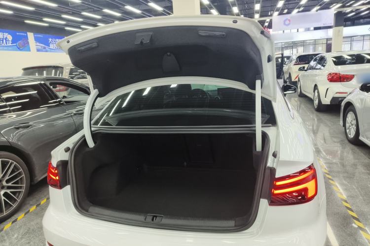 Used Audi A3 2019 Limousine 35 TFSI Fashion Edition China V standard Trunk