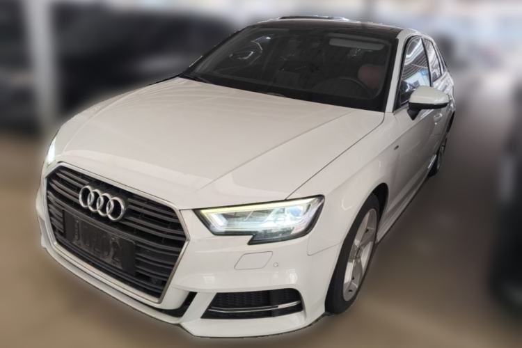 Used Audi A3 2019 Sportback 35 TFSI Fashion Edition China VI Emission Standard Guazi used car, China used car export, Used car for sale, Used cars, Cheapest cars for sale