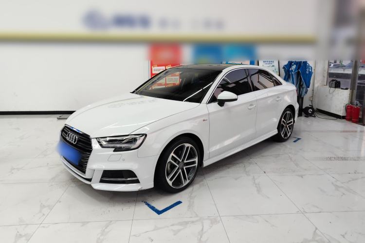 Used Audi A3 2019 Limousine 35 TFSI Sport Edition China V Emission Standard Guazi used car, China used car export, Used car for sale, Used cars, Cheapest cars for sale