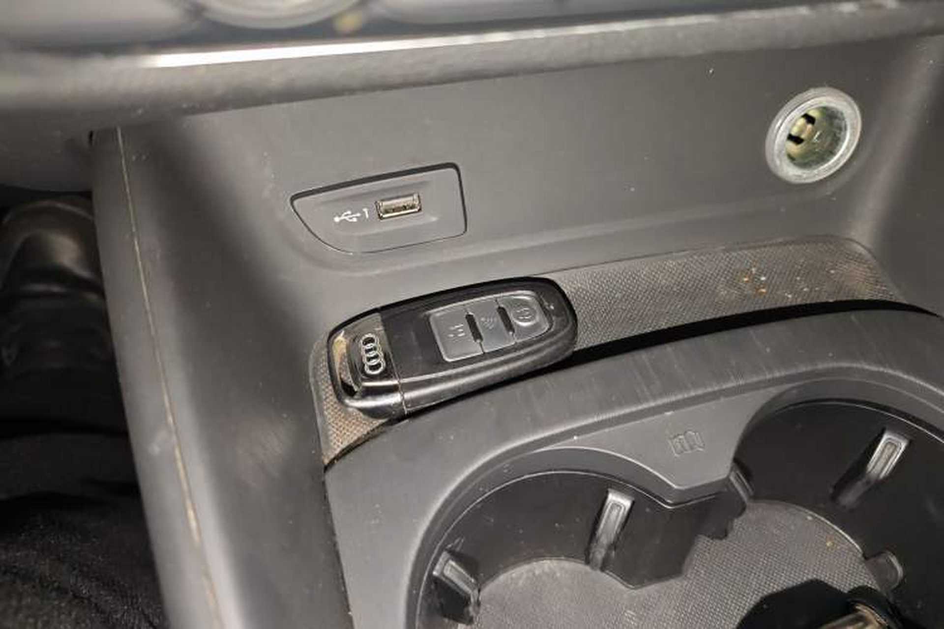 Used Audi A3 2019 Limousine 35 TFSI Fashion Edition China V standard Vehicle Key