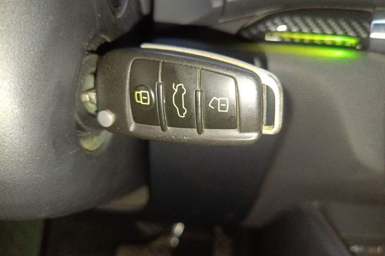 Used Audi A3 2019 Limousine 35 TFSI Ambition China VI Vehicle Key