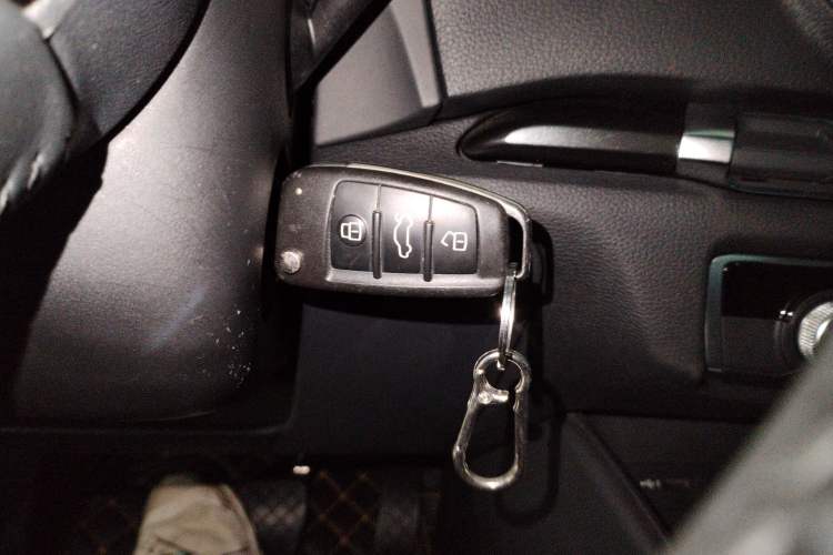 Used Audi A3 2019 Limousine 35 TFSI Fashion Edition China V standard Vehicle Key