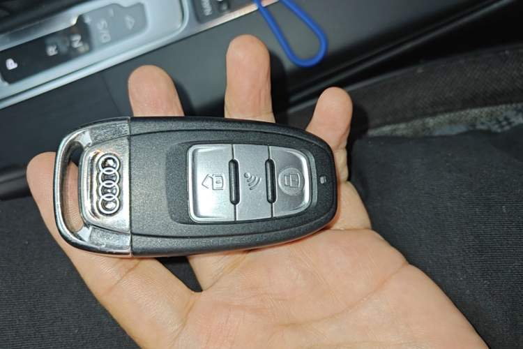 Used Audi A3 2019 Sportback 35 TFSI Ambition China V Vehicle Key