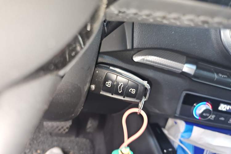 Used Audi A3 2019 Sportback 35 TFSI Style Version China V Emission Standard Vehicle Key