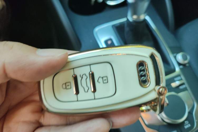Used Audi A3 2019 Limousine 35 TFSI Ambition China V Vehicle Key