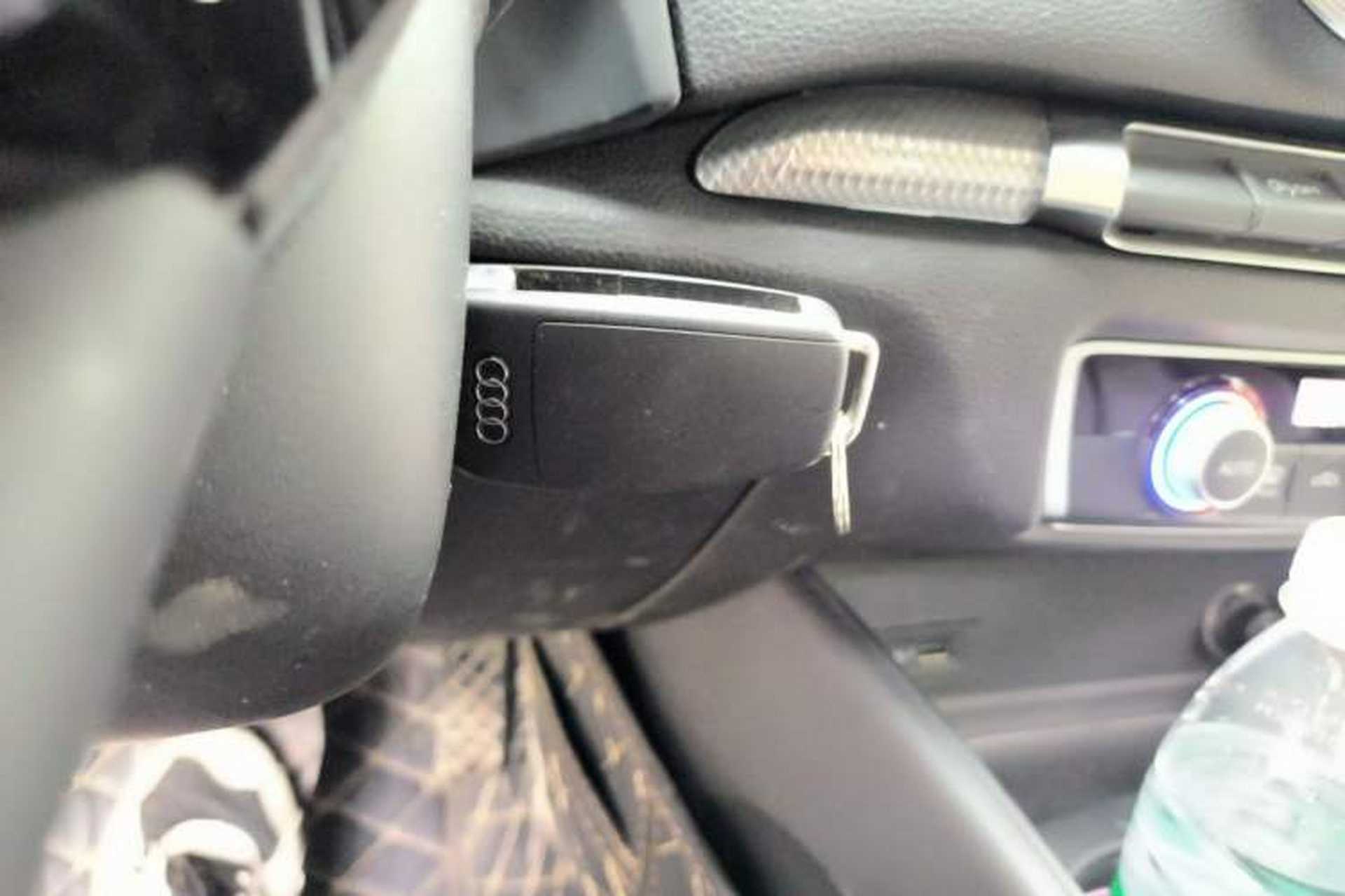 Used Audi A3 2019 Limousine 35 TFSI Style Edition China VI Emission Standard Vehicle Key