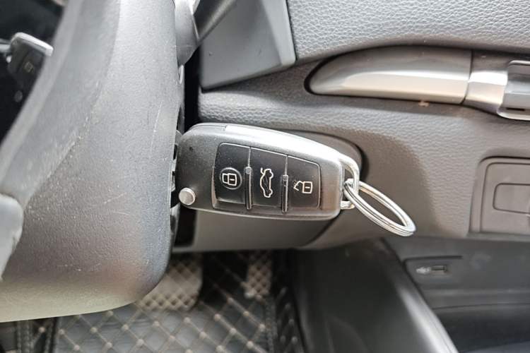 Used Audi A3 2019 Limousine 35 TFSI Ambition China VI Vehicle Key