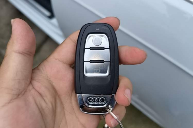 Used Audi A3 2019 Sportback 40 TFSI Style Version China V Emission Standard Vehicle Key