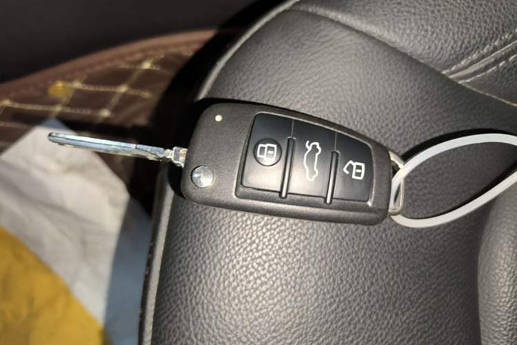Used Audi A3 2019 Limousine 35 TFSI Style Version China V Emission Standard Vehicle Key