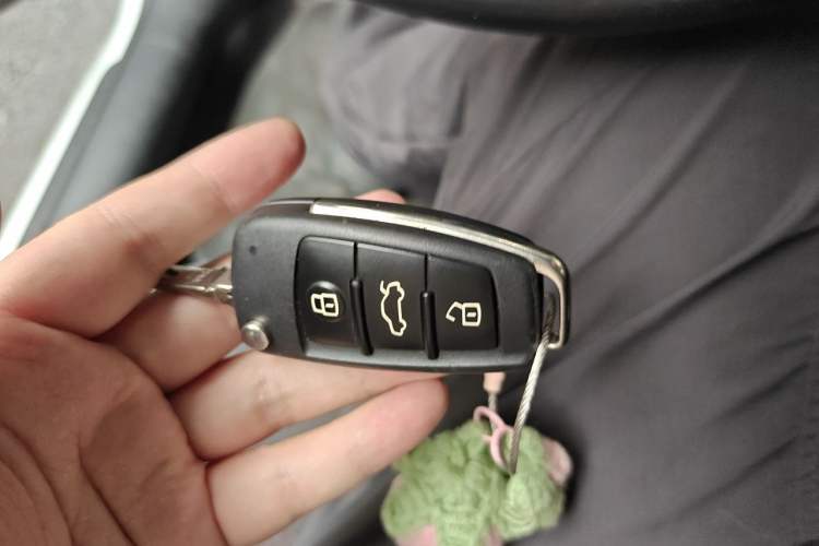 Used Audi A3 2019 Limousine 35 TFSI Ambition China VI Vehicle Key