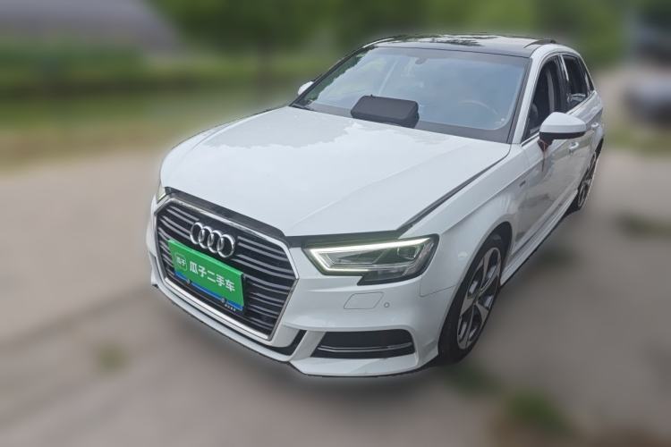 Used Audi A3 2019 Sportback 35 TFSI Fashion Edition China VI Emission Standard Guazi used car, China used car export, Used car for sale, Used  cars, Cheapest cars for sale