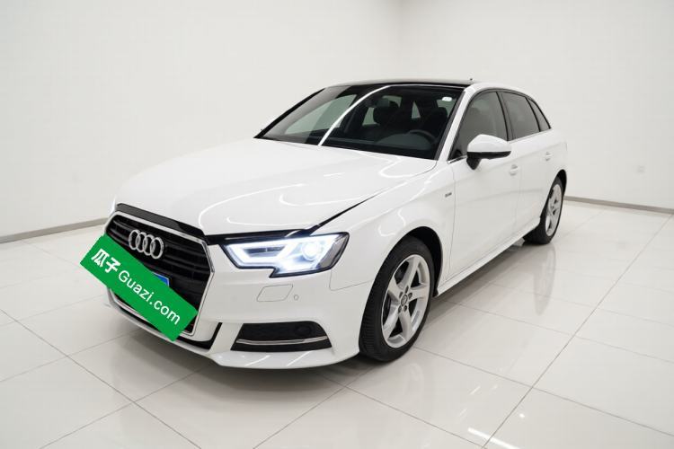 Audi A3 2019 Sportback 35 TFSI Fashion Edition China V usado Guazi used car, China used car export, Used car for sale, Used cars, Cheapest cars for sale