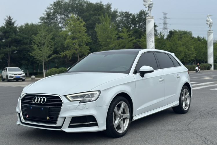 Used Audi A3 2019 Sportback 35 TFSI Fashion Edition China V Guazi used car, China used car export, Used car for sale, Used  cars, Cheapest cars for sale