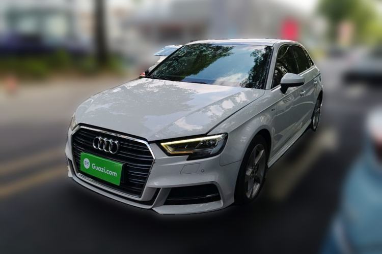 Used Audi A3 2019 Sportback 35 TFSI Fashion Edition China VI Emission Standard Guazi used car, China used car export, Used car for sale, Used  cars, Cheapest cars for sale