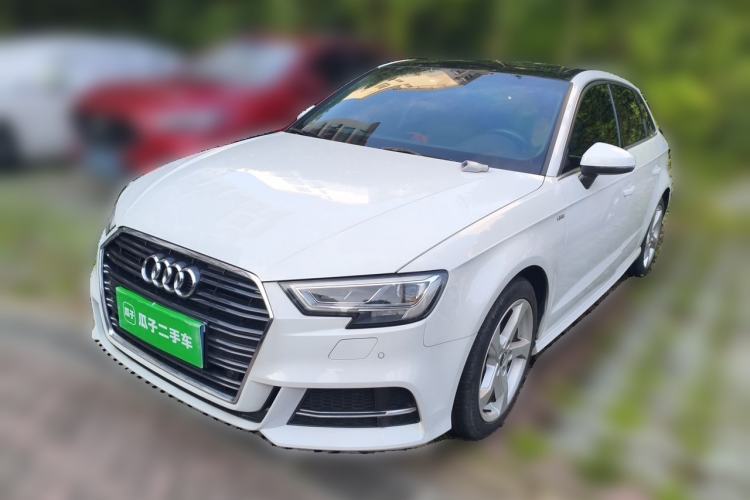 Used Audi A3 2019 Sportback 35 TFSI Fashion Edition China V Guazi used car, China used car export, Used car for sale, Used  cars, Cheapest cars for sale