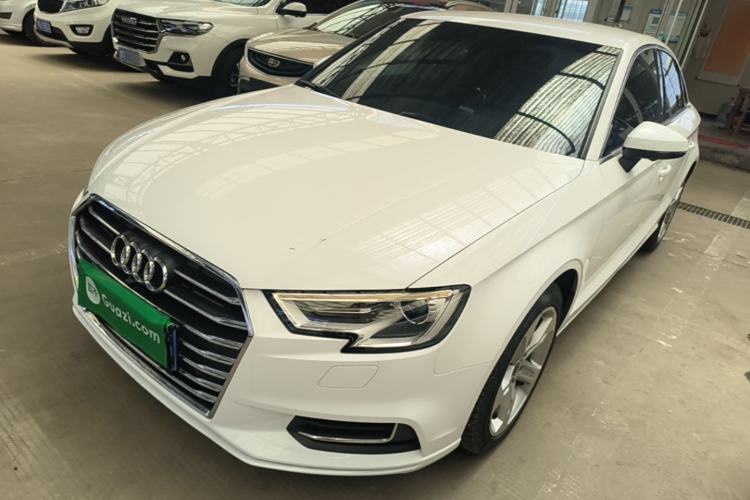 Used Audi A3 2019 Limousine 35 TFSI Ambition China VI Guazi used car, China used car export, Used car for sale, Used cars, Cheapest cars for sale