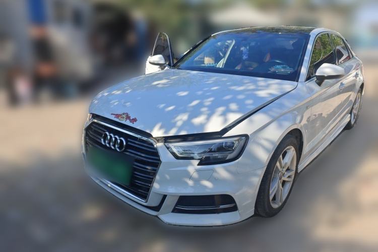 Audi A3 2019 Limousine 35 TFSI Fashion Edition China VI Emission Standard usata Guazi used car, China used car export, Used car for sale, Used  cars, Cheapest cars for sale