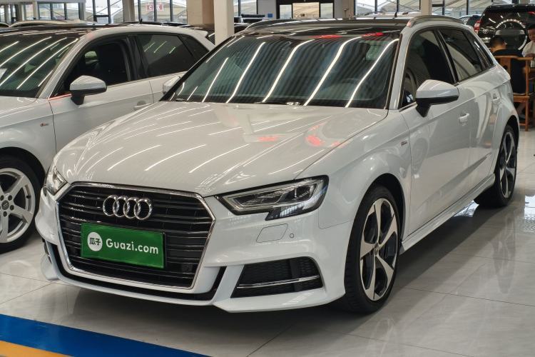 Used Audi A3 2019 Sportback 35 TFSI Sporty Version China VI Guazi used car, China used car export, Used car for sale, Used cars, Cheapest cars for sale
