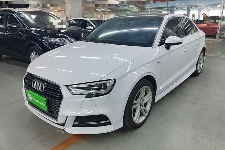 Used Audi A3 2019 Limousine 35 TFSI Fashion Edition China VI Emission Standard Guazi used car, China used car export, Used car for sale, Used cars, Cheapest cars for sale