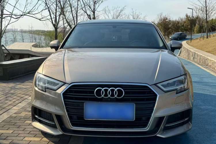 Used Audi A3 2019 Limousine 35 TFSI Fashion Edition China VI Emission Standard Exterior 1