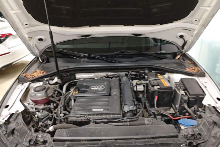 Used Audi A3 2020 Limousine 35 TFSI Fashion Edition China VI Emission Standard Engine Bay