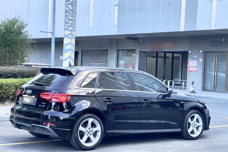 Used Audi A3 2020 Sportback 35 TFSI Fashion Edition China VI Emission Standard Exterior 6
