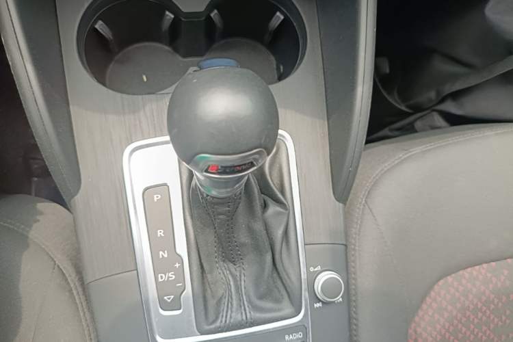 Used Audi A3 2020 Limousine 35 TFSI Ambition China VI Gear Lever