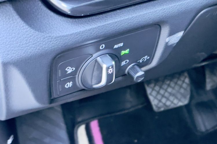 Used Audi A3 2020 Sportback 35 TFSI Fashion Edition China VI Emission Standard Interior 2