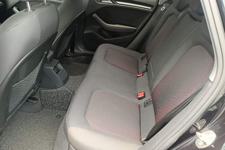 Used Audi A3 2020 Limousine 35 TFSI Ambition China VI Left Rear Seat